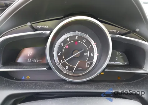 2016 Mazda Cx-3 Grand Touring z USA, uszkodzony, nr VIN JM1DKFD72G0139305